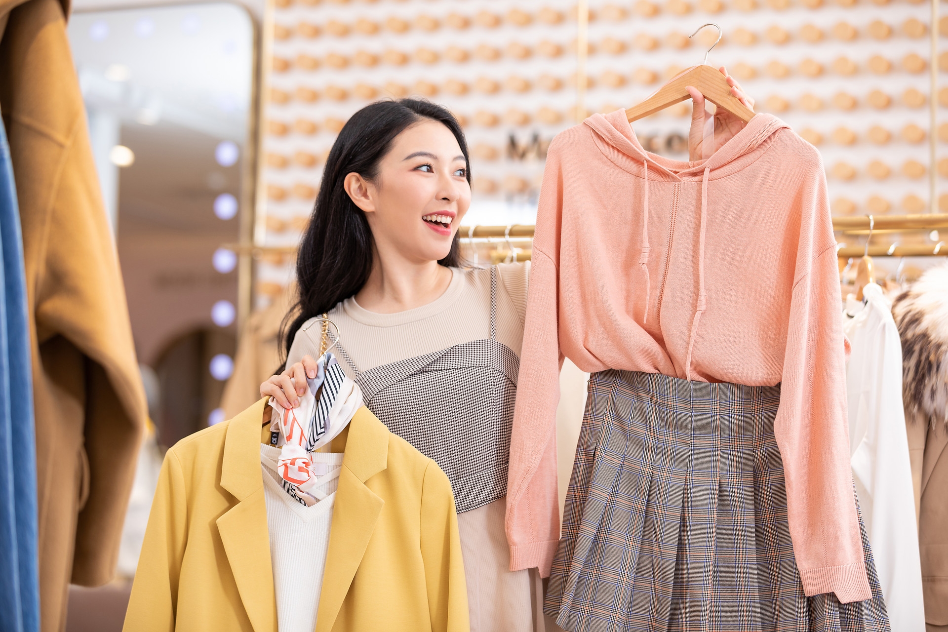 產(chǎn)業(yè)競(jìng)爭(zhēng)戰(zhàn)之鎖定客戶(hù)三法