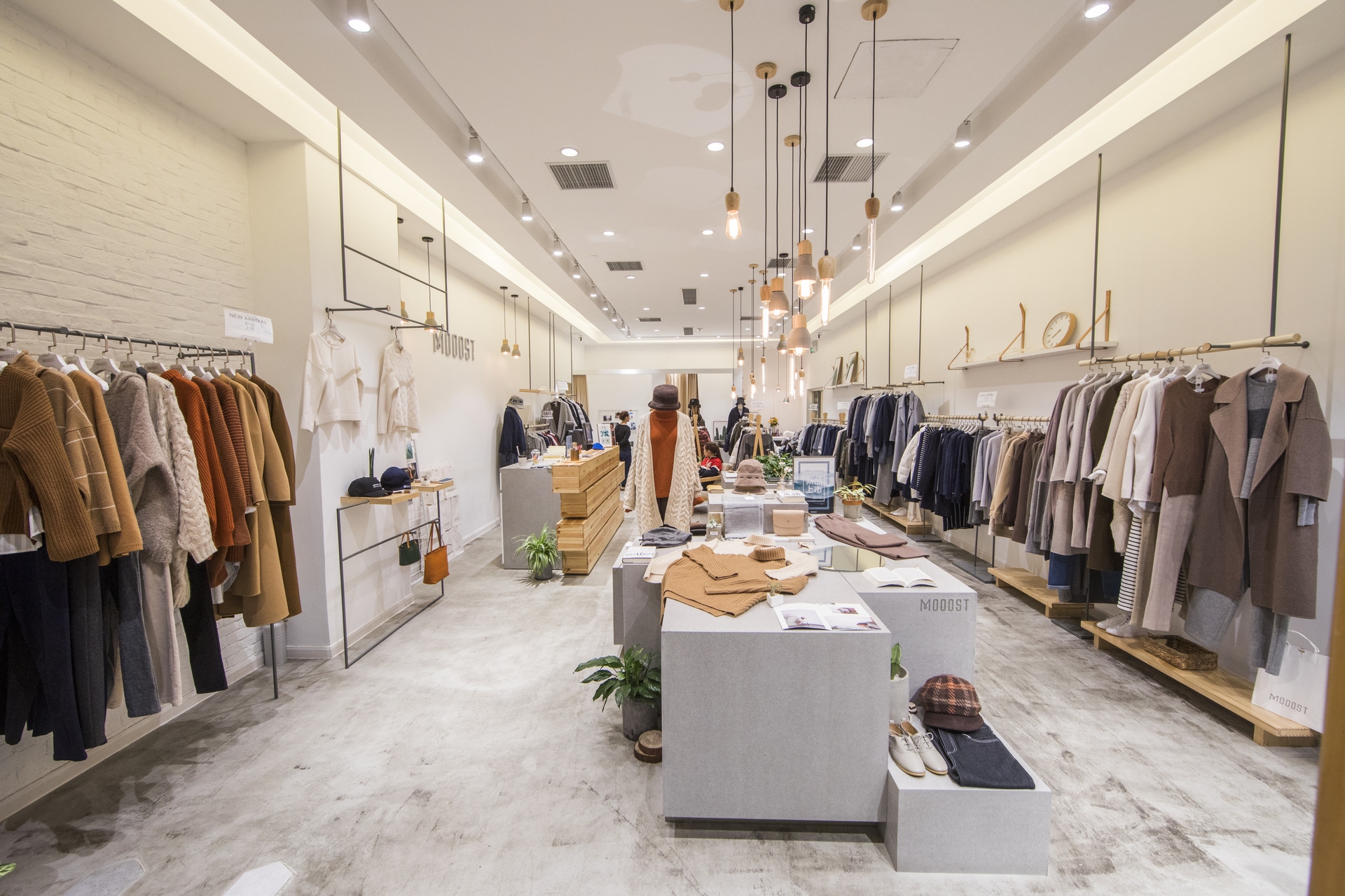 高價值品牌策劃之高價值品牌三階段經(jīng)營