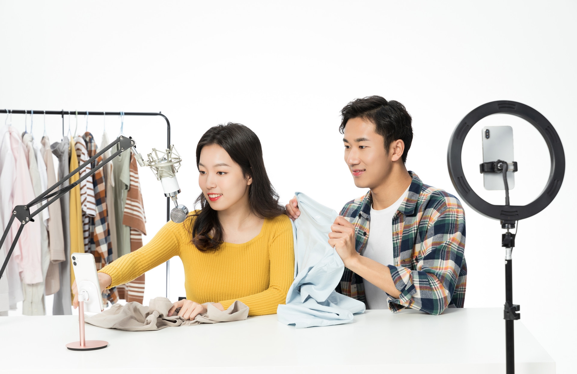 新消費(fèi)品牌策劃之?dāng)?shù)字營(yíng)銷三重突破