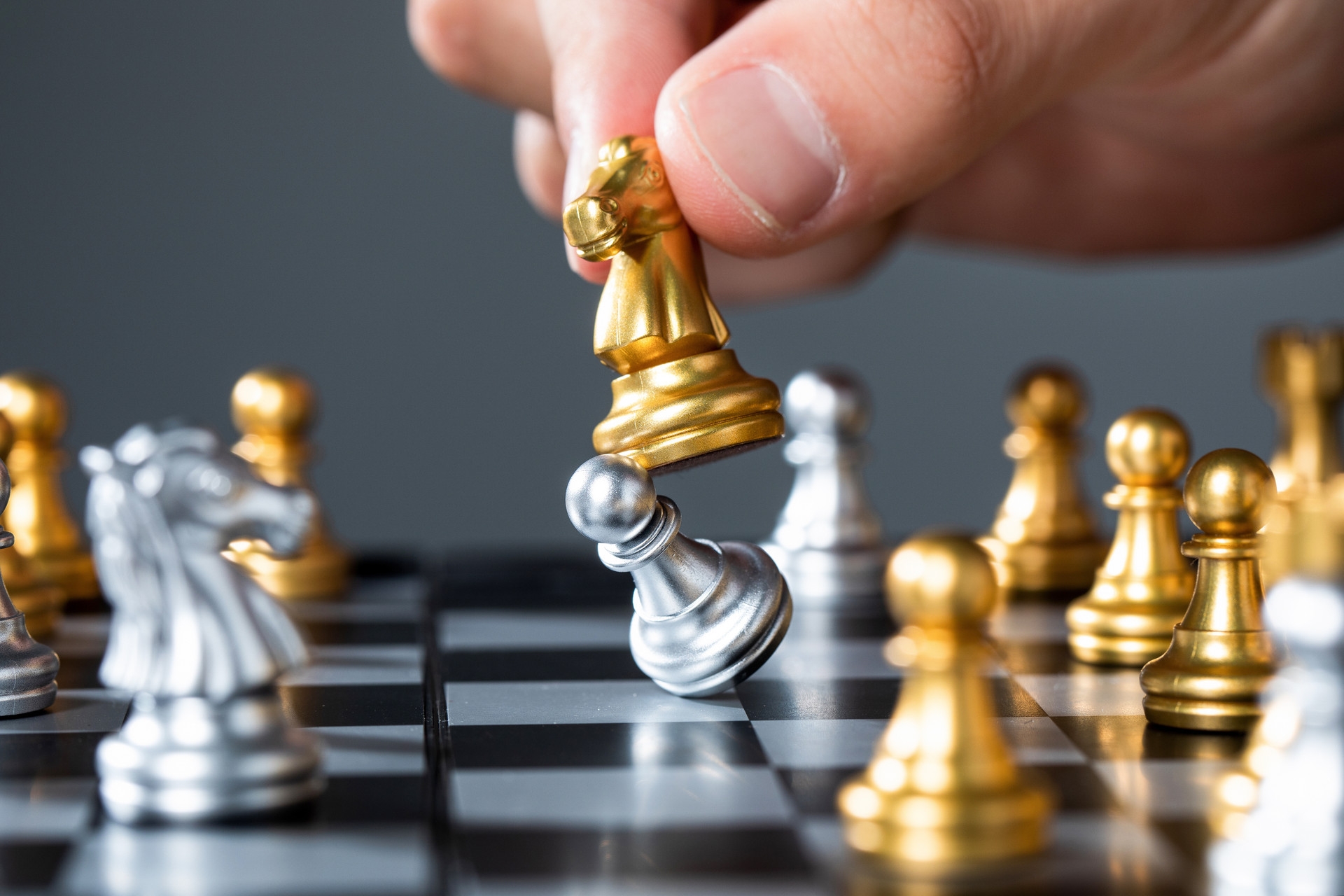 產(chǎn)業(yè)競爭戰(zhàn)之三大競爭主題大突破